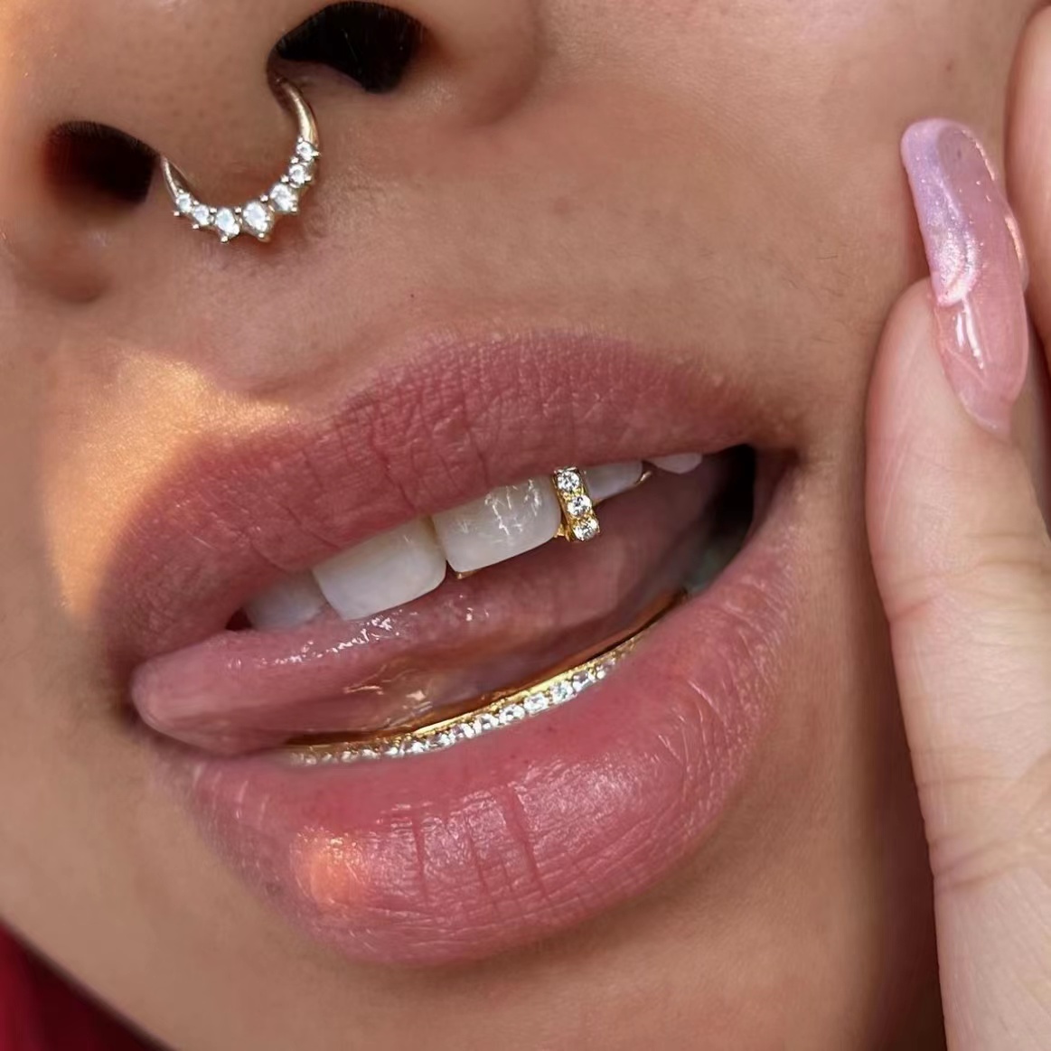 Body Jewelry Gold Plated - RACHELZ Hip Hop Single Vertical Bar
