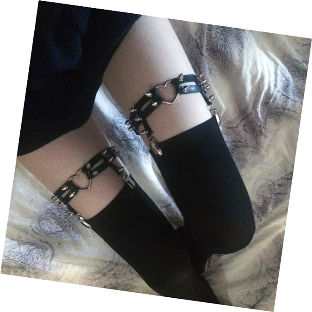1Pcs Women Punk Goth Heart PU  - Body Jewelry Types 评论和价格