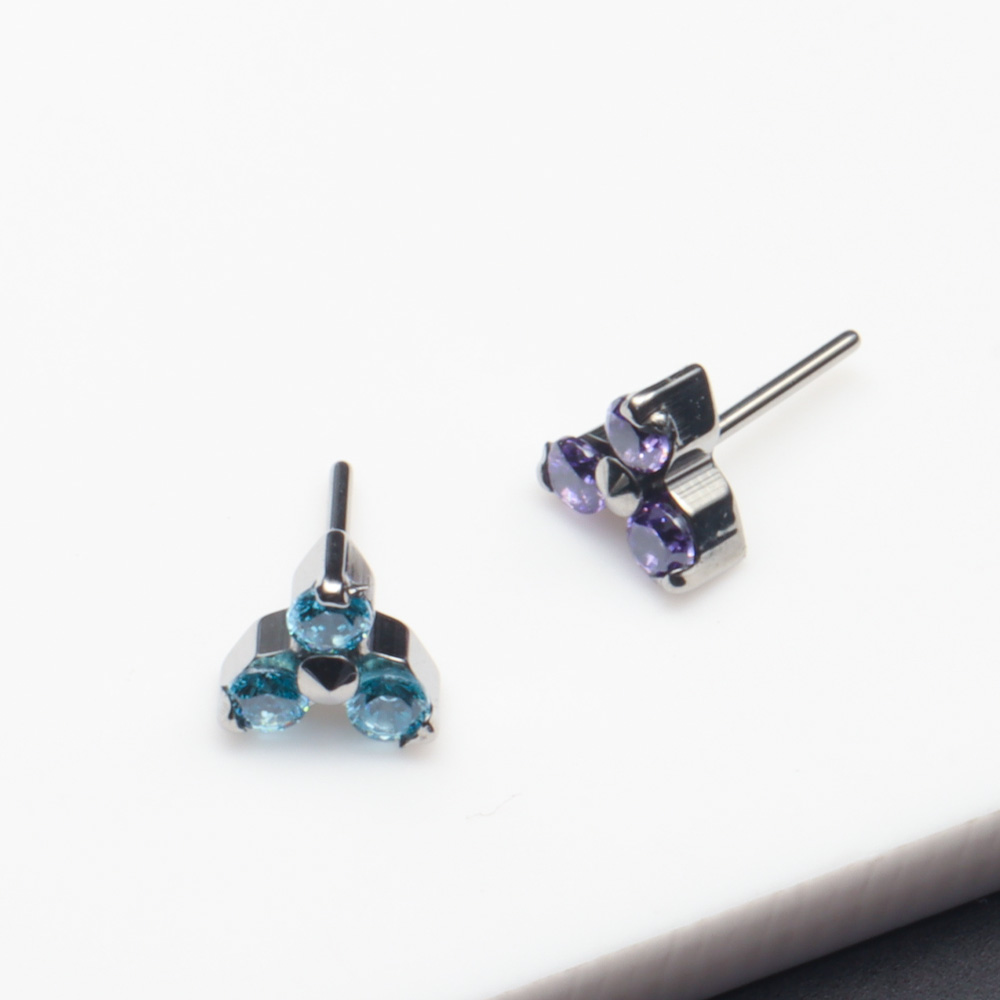 ASTM F136 Titanium Trinity CZ  - Body Jewelry Threadless 评论和价格