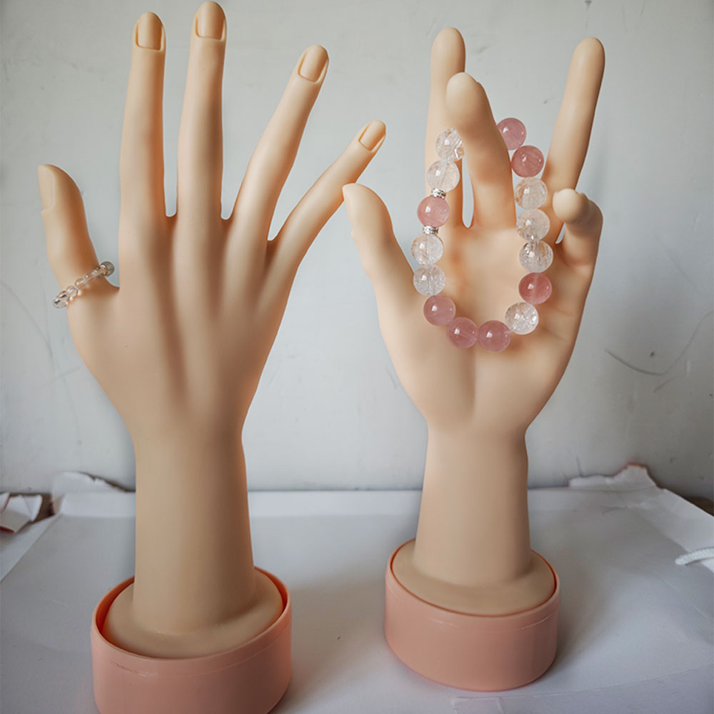 A Pair High Quality Realistic  - Body Jewelry Display Ideas 评论和价格